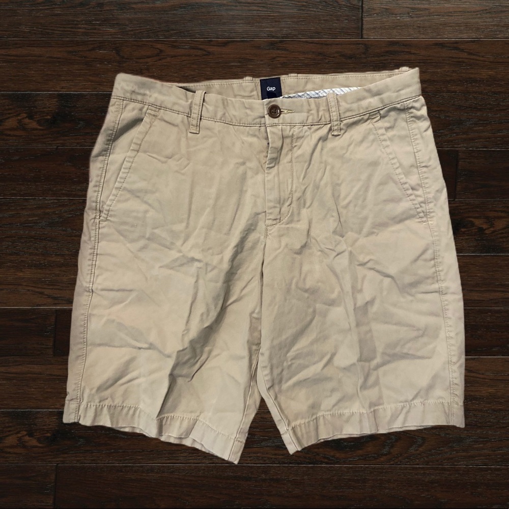Gap Men’s 8” Cotton Shorts